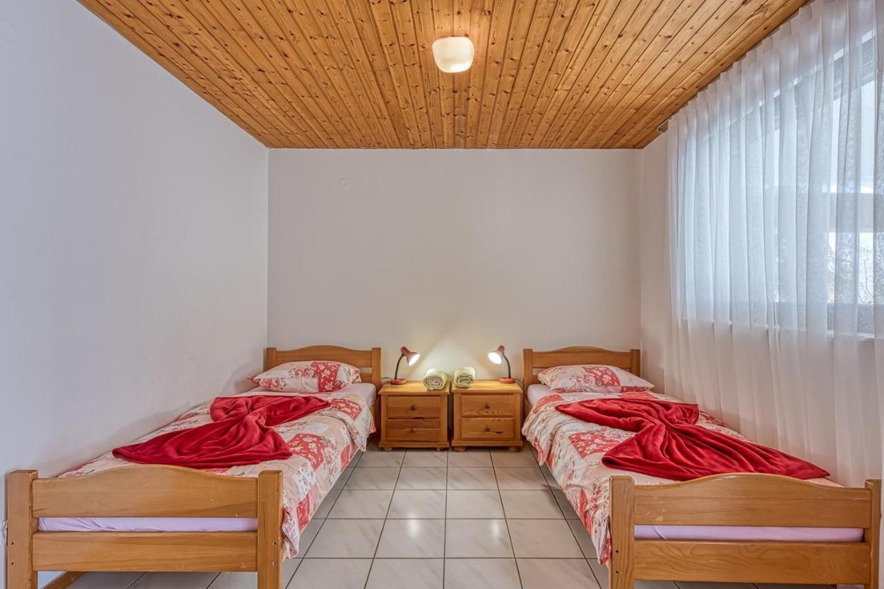 Apartments Kiki Spada Poreč Zewnętrze zdjęcie