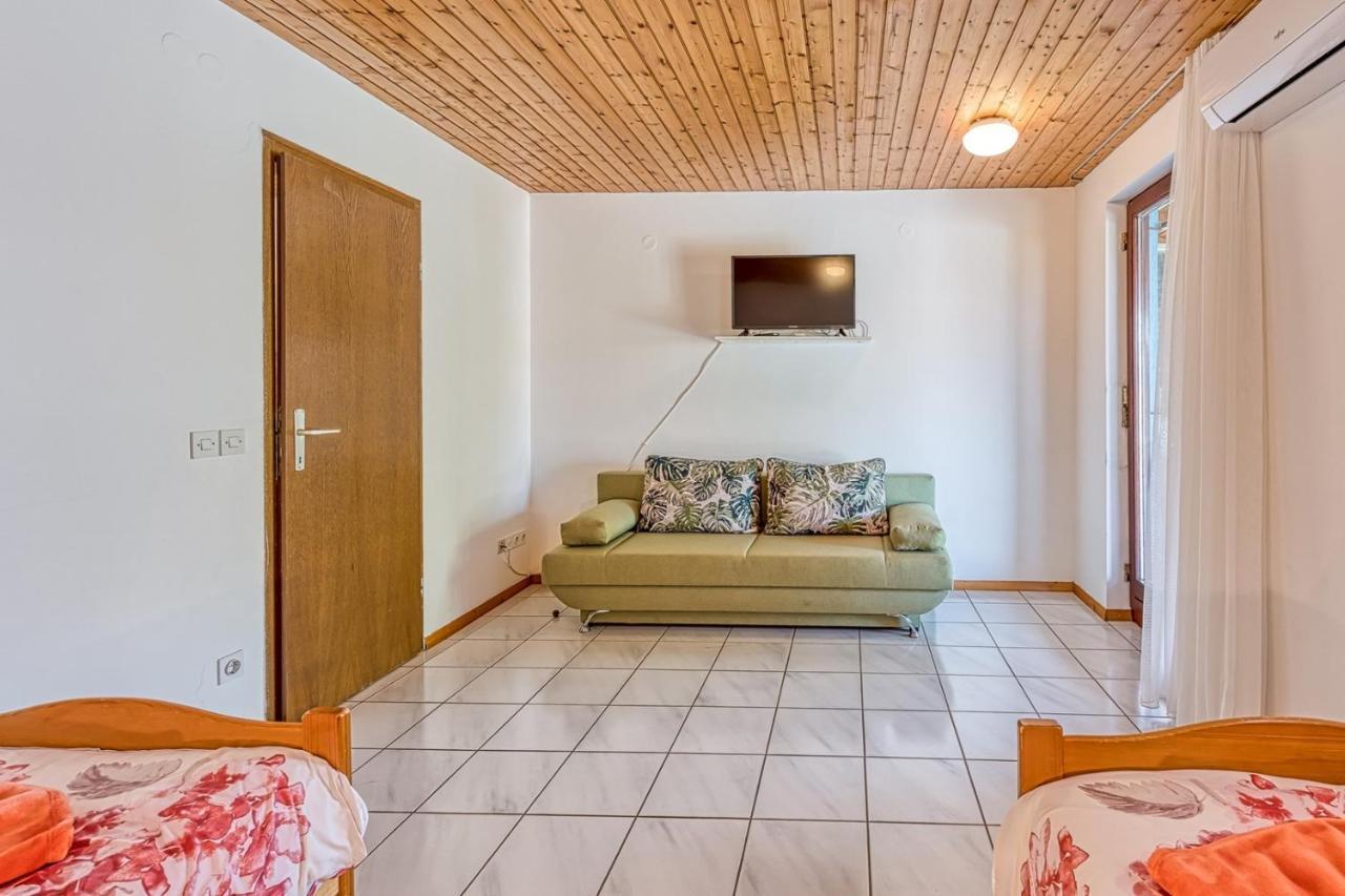 Apartments Kiki Spada Poreč Zewnętrze zdjęcie